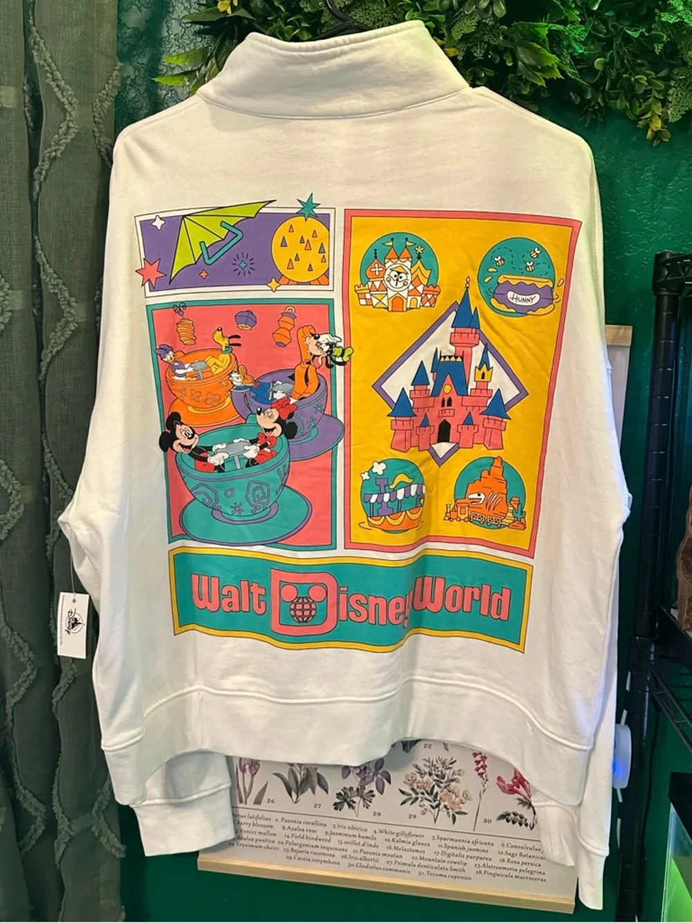 Walt Disney World Pullover - Picture 2 of 5